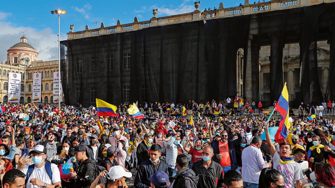 Por el paro nacional, el Gobierno retiró la reforma tributaria, y en las calles piden proyectos de ley para beneficiar a los más vulnerables.