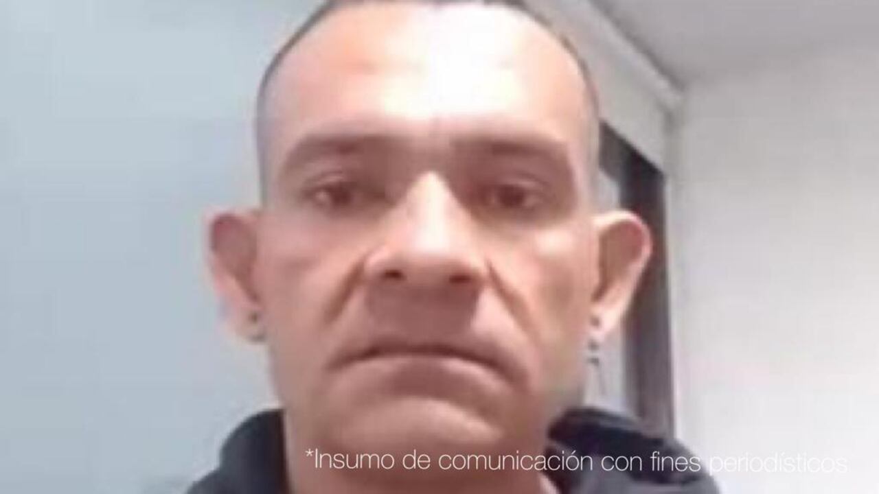 Darío Aguirre Castañeda, feminicida que en Bogotá envió a familiares de la víctima fotografías del crimen.