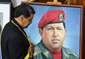 Nicolás Maduro le rindió un homenaje al expresidente fallecido Hugo Chávez. Foto: AFP.
