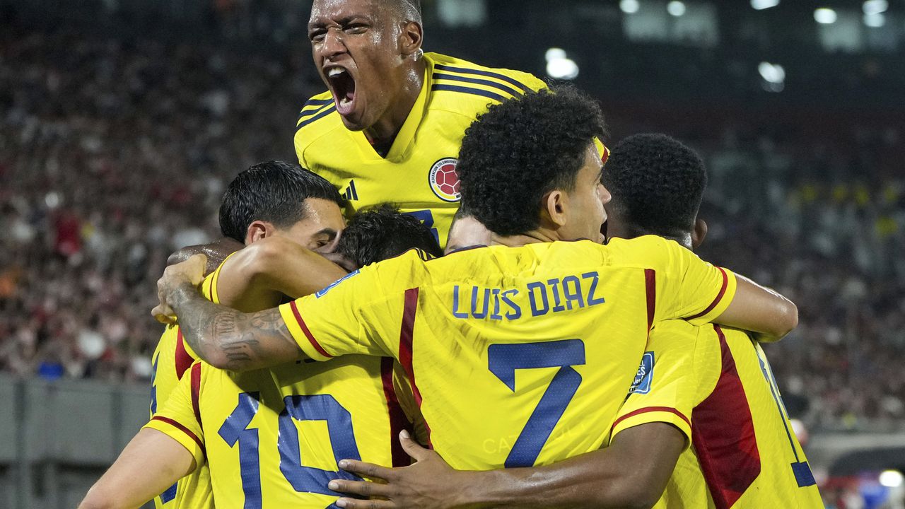 Selección Colombia contra Paraguay