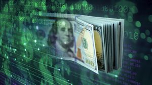 Tecnologías financieras - fondo de código binario con billetes de dólar